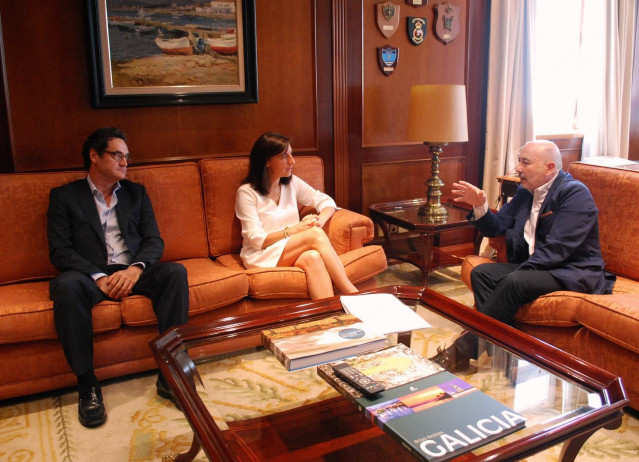 Reunión delegado del Gobierno y conselleira Medio Rural