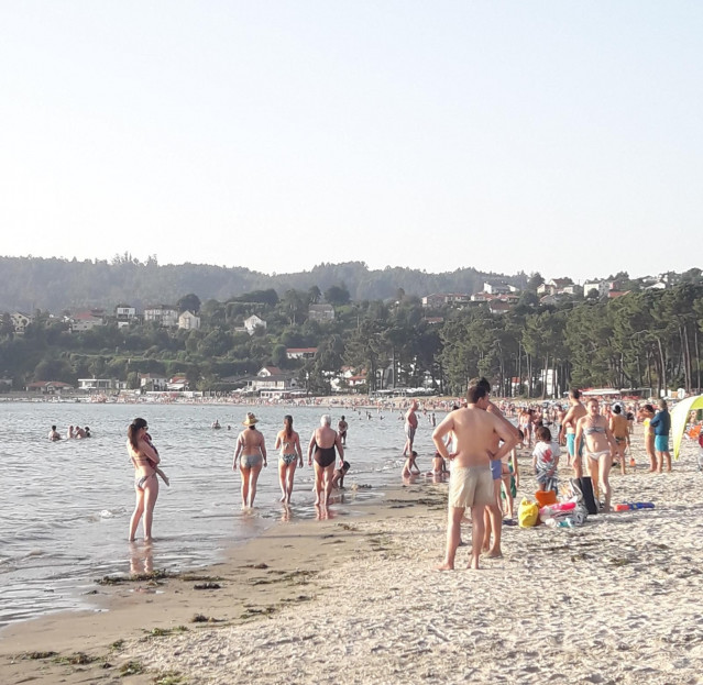 Bañistas, playa, sol, calor, temperaturas altas