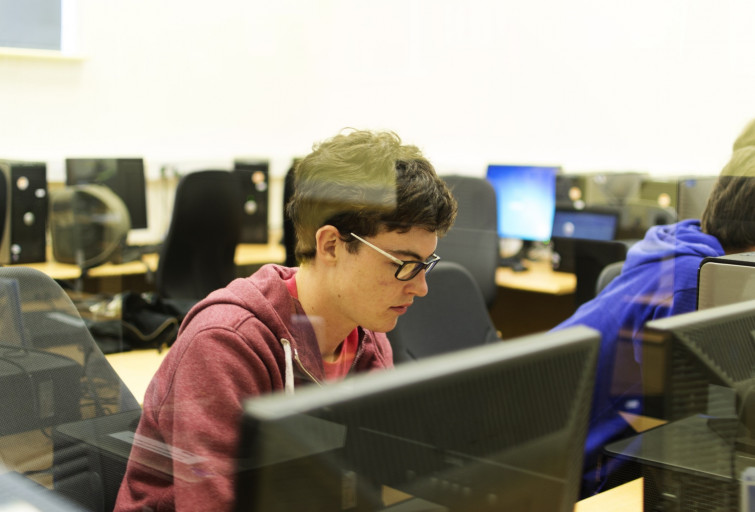 367 jóvenes con discapacidad buscan empleo en Galicia