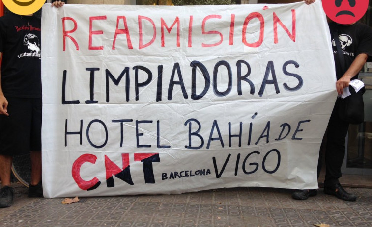 Camareras despedidas del hotel Bahía se manifiestan contra 
