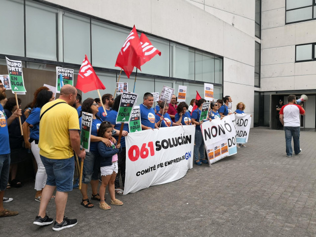 Protesta del 061 frente al Sergas