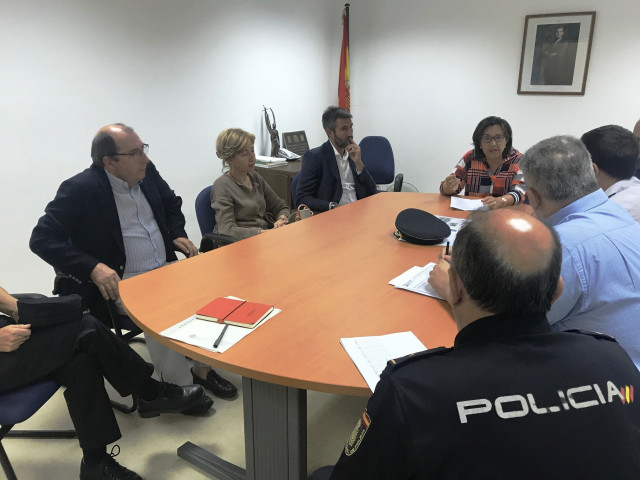 Maica Larriba en la Comisaría de Policía Nacional en Vilagarcía de Arousa