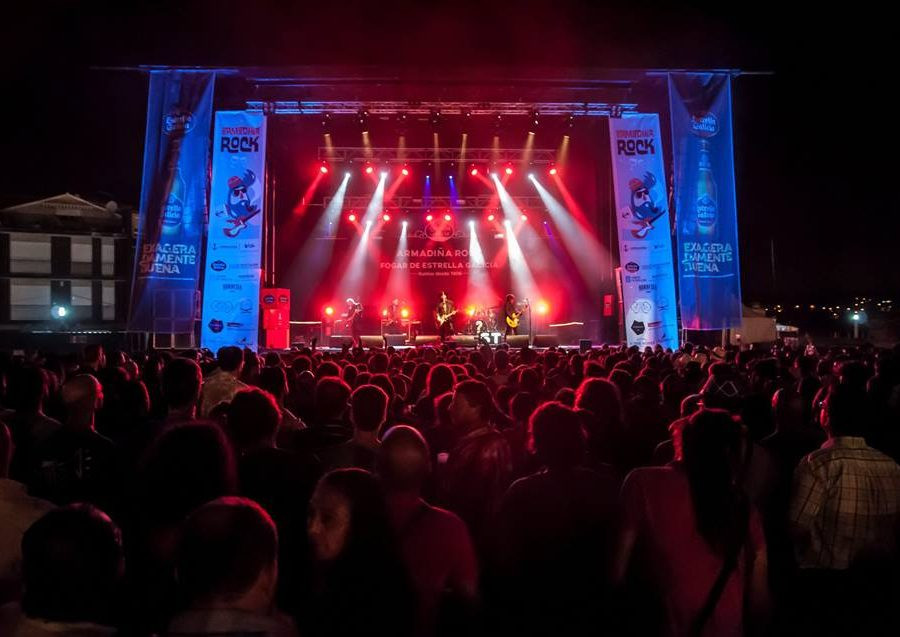 Siniestro total armadiu00f1a rock combarro