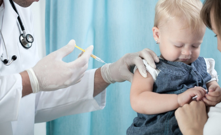 Galicia mejora las vacunas incluidas en el calendario infantil