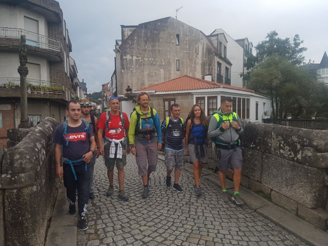 Internos de A Lama hacen el Camino de Santiago