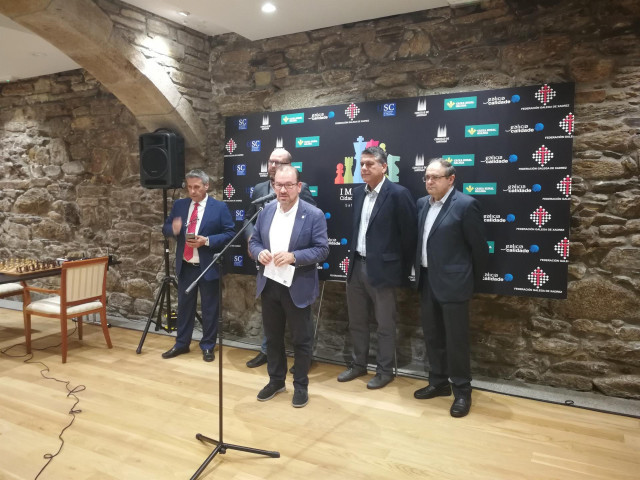 Presentación del I Torneo Maxistral Cidade de Compostela de ajedrez