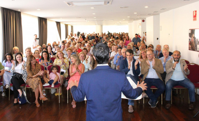 Rey Varela anuncia que será candidato del PP en Ferrol