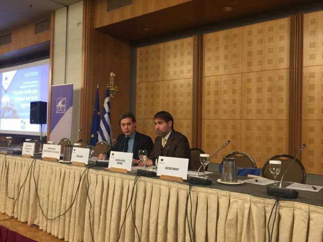 Relacións Exteriores reunión Atenas