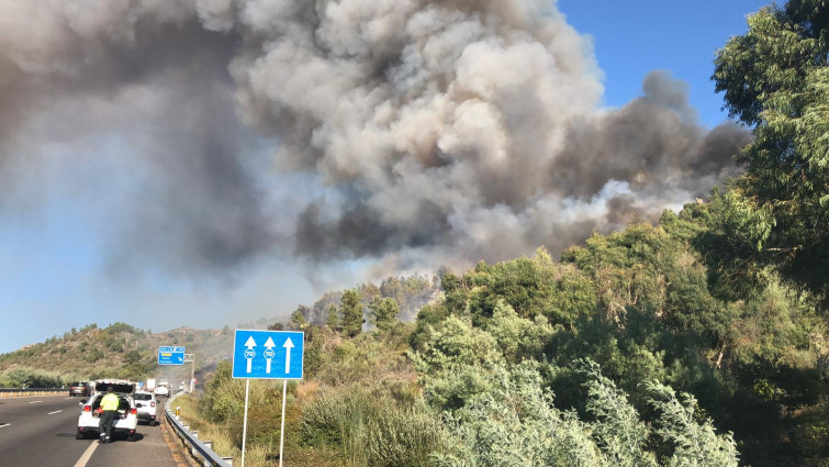 Tres incendios sin control desde el viernes