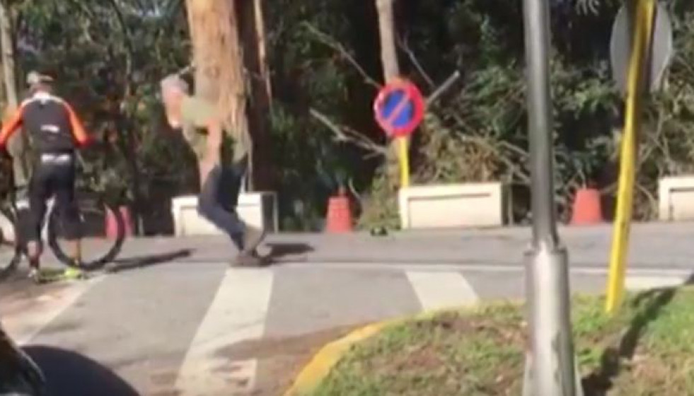 Martillazo ciclista ence pontevedra