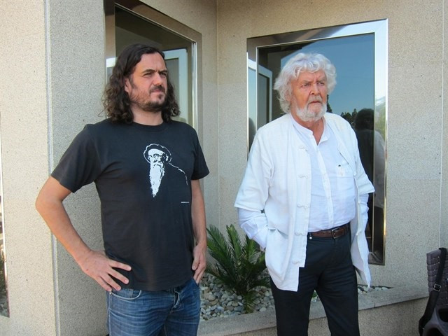 Antón Sánchez y Xosé Manuel Beiras en una Coordinadora de Anova