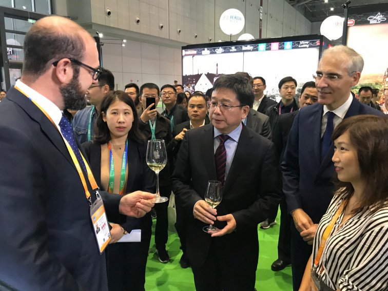 Gigante de la distribución prueba  productos gallegos para vender en China