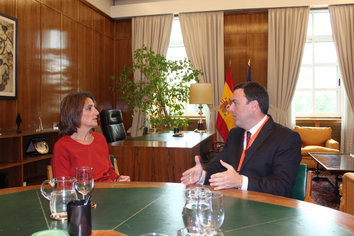 Reunión González Formoso con la ministra Teresa Ribera