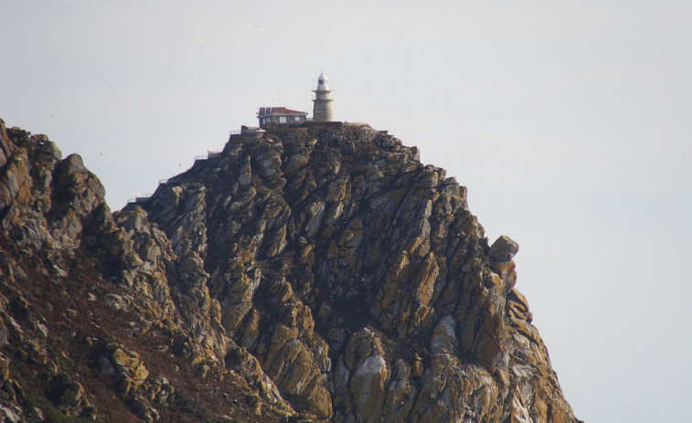 ¿Va haber un hotel en el faro de las Islas Cíes?