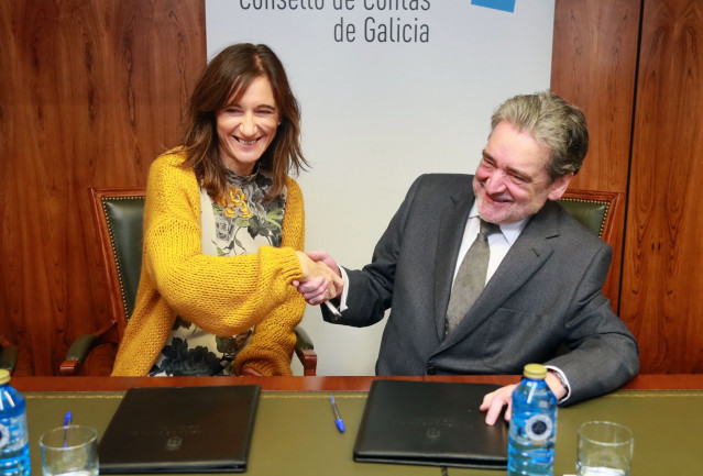 Carmen Pmar y José Antonio Redondo, en la firma de un convenio de colaboración