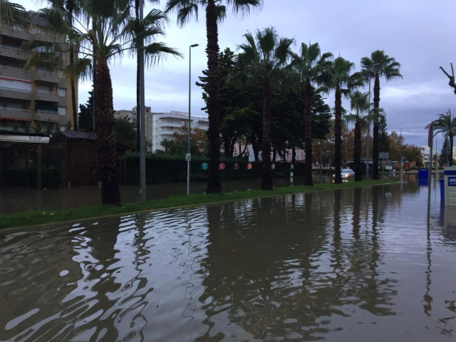 Efecto de la lluvia en una calle de Andalucía