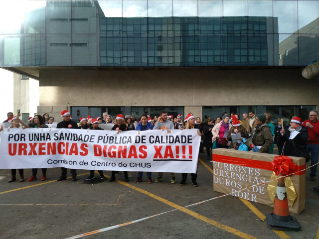 Protesta de trabajadores de urgencias del CHUS