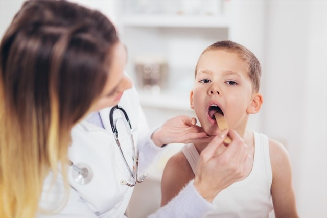 Medicos sanidad atencion primaria niño
