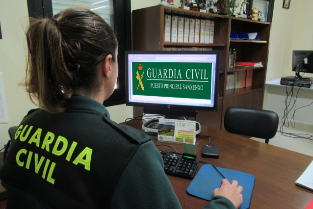 Investigado un hombre en Madrid por estafar a un vecino de Meaño.