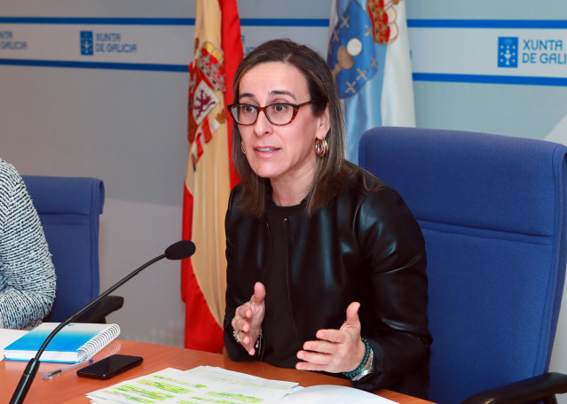 La conselleira de Infraestruturas e Vivenda, Ethel Vázquez, en rueda de prensa