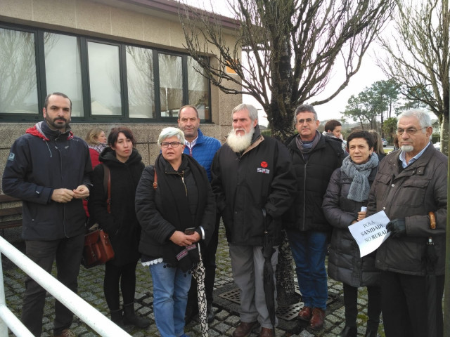 Concentración en la PAC de Teixeiro para pedir más medios y personal