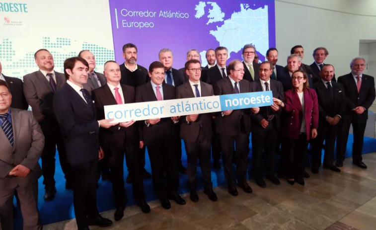 Galicia, Asturias y Castilla-León unidas para lograr un tren digno del siglo XXI