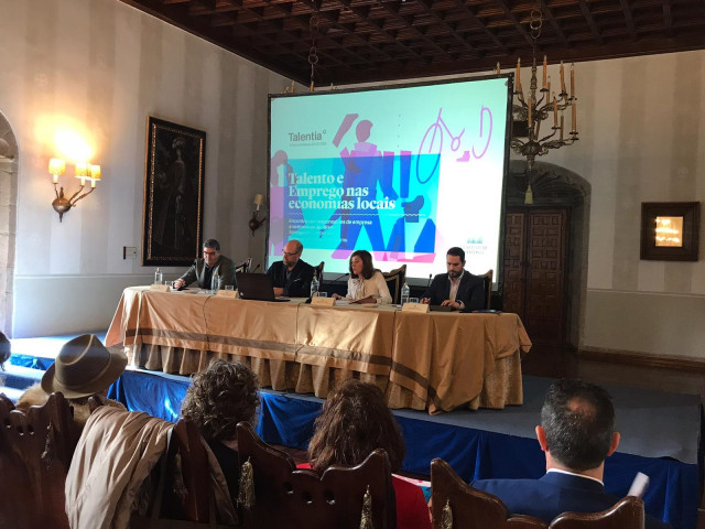 Presentación Plan Talentia en Santiago