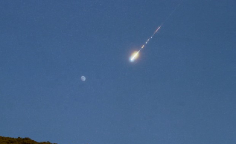 Un meteorito recorrió los cielos de Galicia la pasada noche