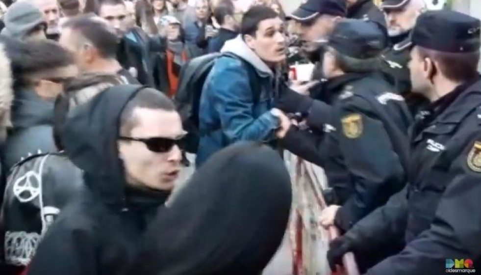 Vigo casado feijoo policia desmarque