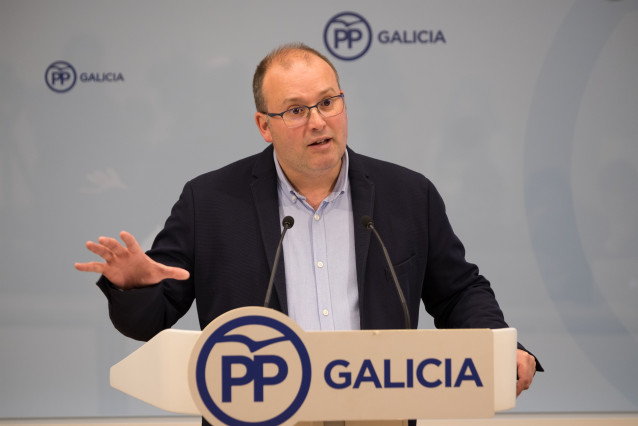 El secretario xeral del PPdeG, Miguel Tellado, en rueda de prensa