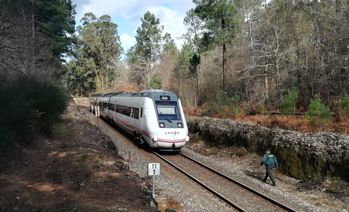 Atropello tren catoira guardia civil