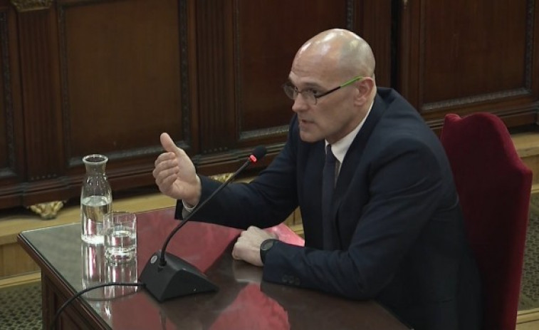 Raül Romeva copia la estrategia de Junqueras: 