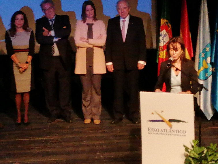 Eixo Atlántico defiende que los puertos gallegos se conecten con el Corredor Atlántico a través del puerto seco de  Monforte