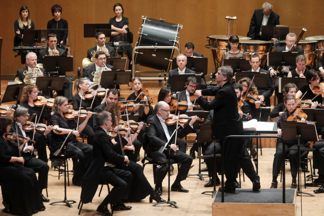 La Real Filharmonía de Galicia estrena este miércoles la obra 'Macaréu'.
