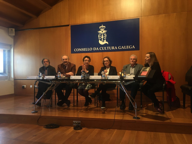 Isabel Burdiel presenta su biografía sobre Emilia Pardo Bazán, 