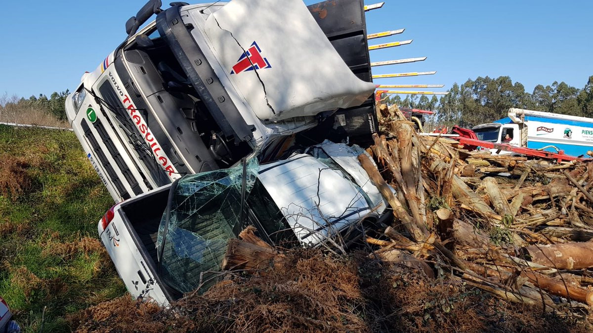 Accidente santa comba helico santiago