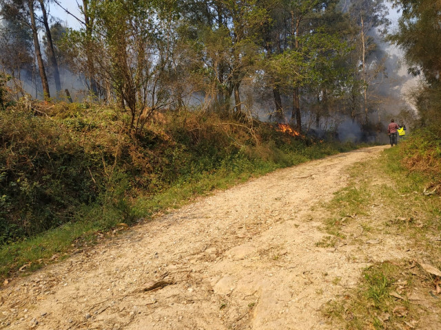A Xunta solicita desactivar a situación dous no incendio de Dodro e Rianxo pola
