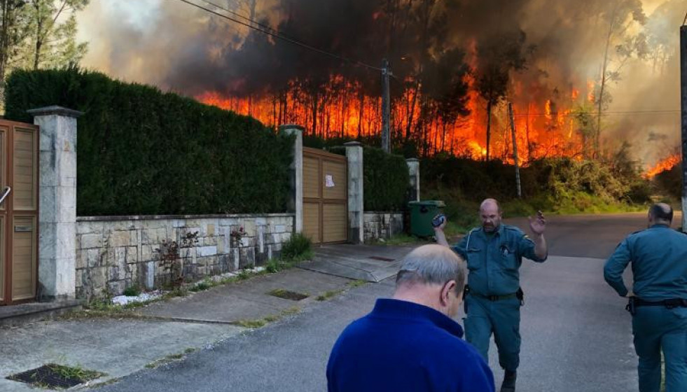 Incendio rianxo falta de medios