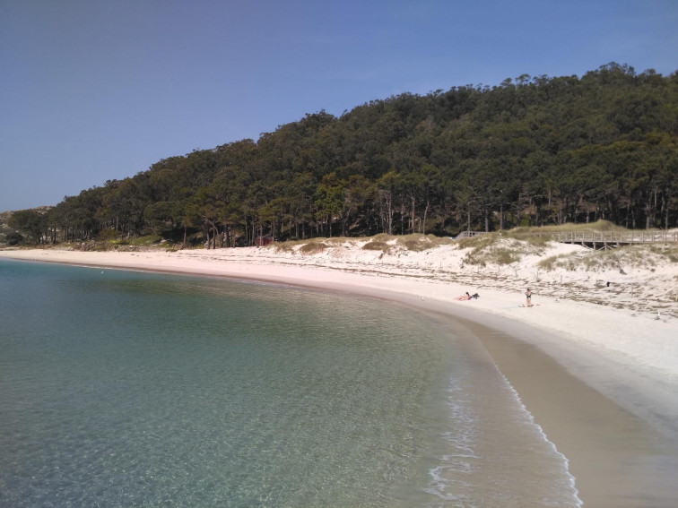 La Xunta mantiene las restricciones a las Cíes pese a la presión de las navieras