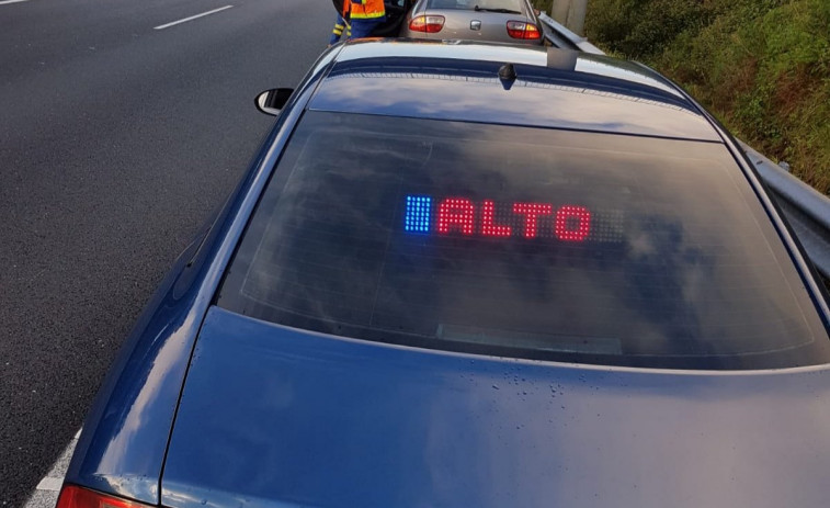 Camino del hospital para dar a luz se estropea el coche y la auxilia la Guardia Civil