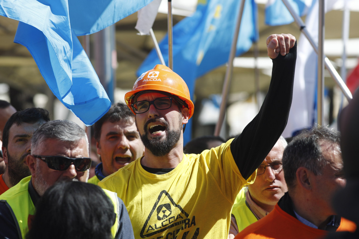 Goberno e representantes de Alcoa reúnense este mércores en Madrid para tratar o