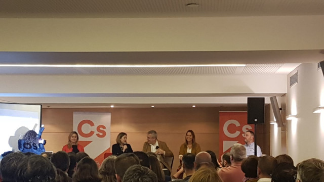 28A.- Ciudadanos Propone Liberar La AP-9 De Peaje En Áreas Metropolitanas Y Tarifa Plana De Bus Y Tren Para Toda Galicia