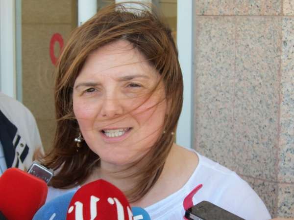 A secretaria de Organización do PSdeG pide a Feijóo que se centre e actúe como presidente