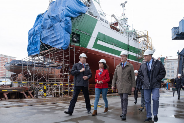 Feijóo asegura que el camino del sector naval hacia la industria 4.0 está permitiendo competir internacionalmente