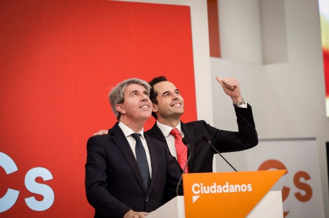 Ex-presidente de Madrid deja el PP por Ciudadanos, el que 