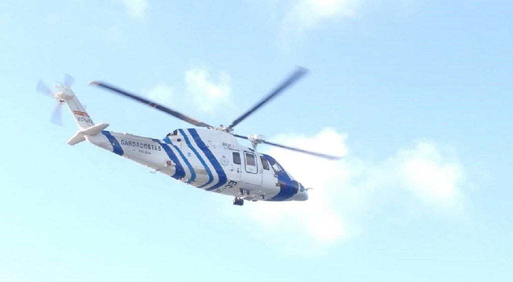 Pesca.- Rescatado por un helicóptero un pescador que se cayó en una zona de rocas en Fisterra (A Coruña)