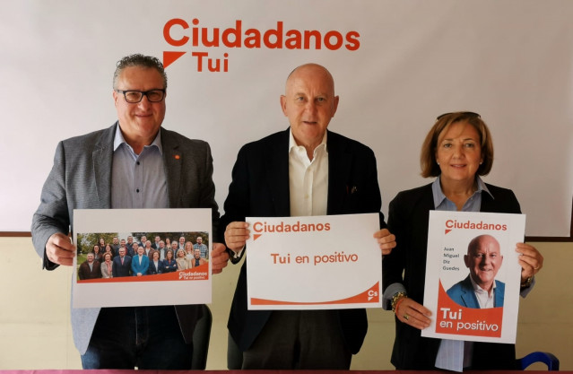 El exconselleiro del PP, Diz Guedes, presenta su candidatura por C's a la alcaldía de Tui con un proyecto 