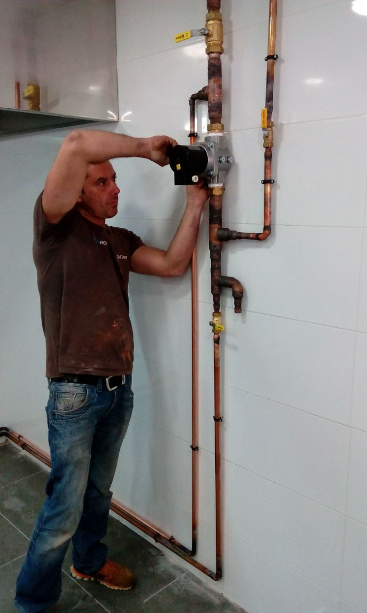 Menos paro, pero también menos autónomos: 2.716 menos que hace un año