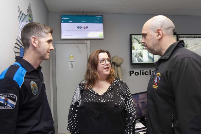 Bomberos y Policía Local de A Coruña tendrán un sistema de mensajería móvil para la atención a personas sordas