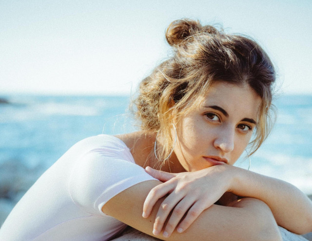 La cantautora Izaro presenta mañana su segundo disco en el ciclo 'SON Estrella Galicia' en el Teatro Lara de Madrid